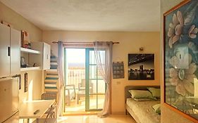 Caleta Paraiso 127